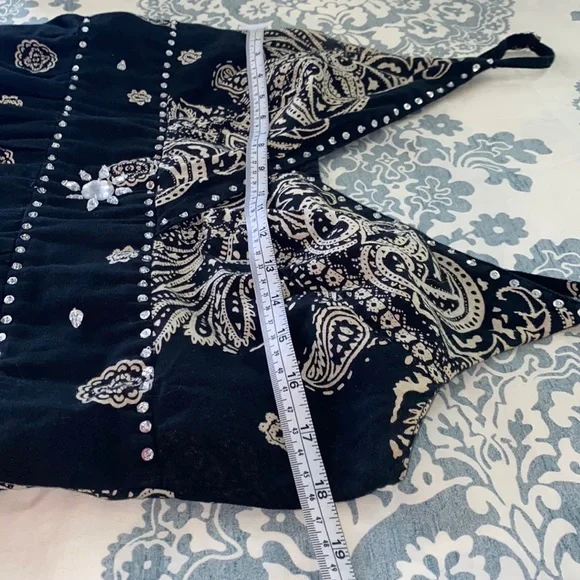 Cassee’s Sundress. Black & white print w/adornments. Fully lined. 100% cotton. - Picture 7 of 12